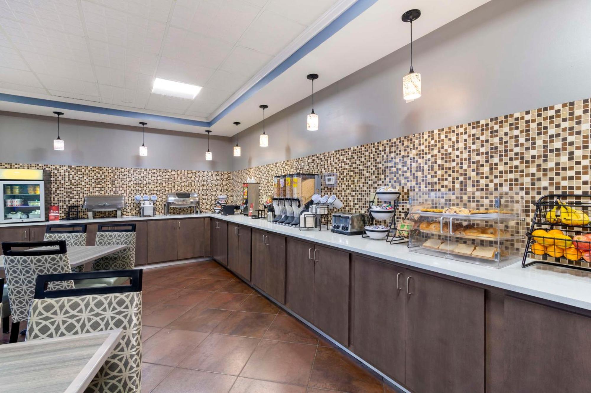 Best Western Savannah Airport Inn & Suites Pooler Zewnętrze zdjęcie