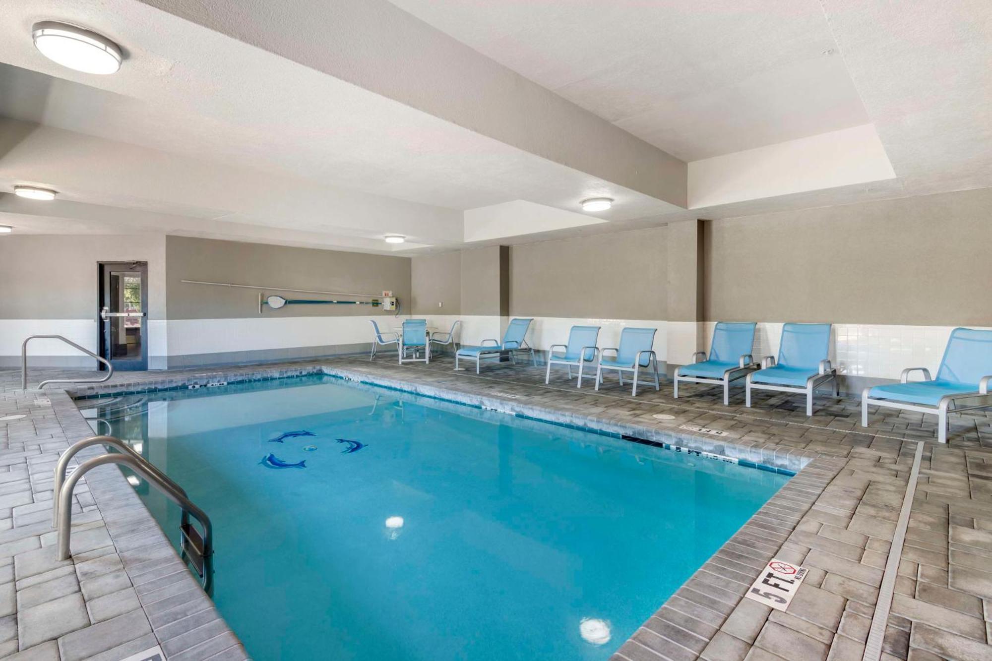 Best Western Savannah Airport Inn & Suites Pooler Zewnętrze zdjęcie